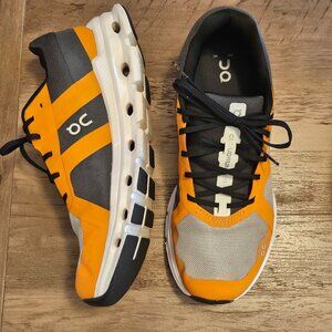 WORN 1X ON CLOUDS   MEN